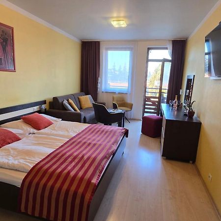 Apartman Aquapark - Hotel Bešeňová Екстериор снимка