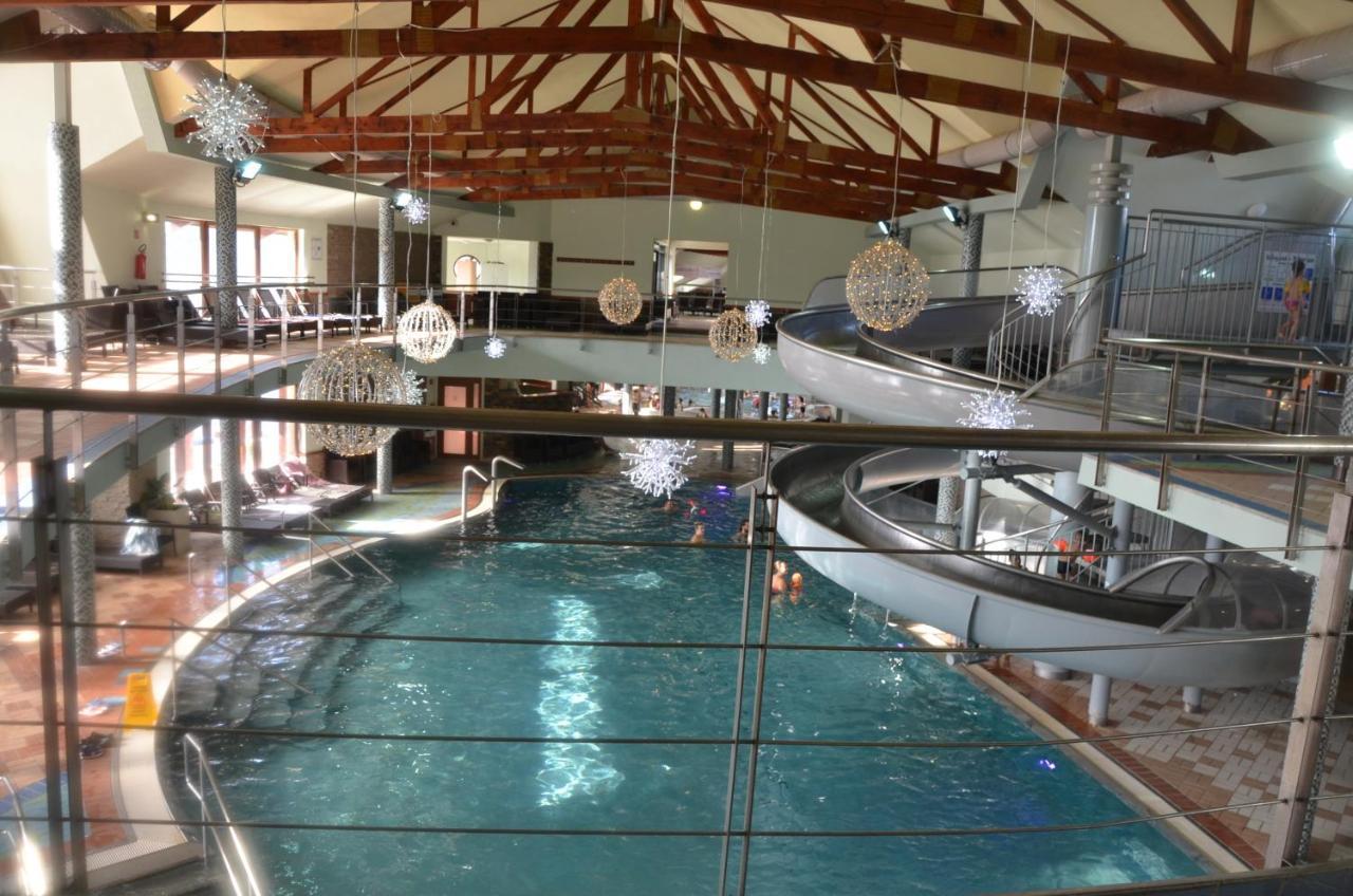 Apartman Aquapark - Hotel Bešeňová Екстериор снимка