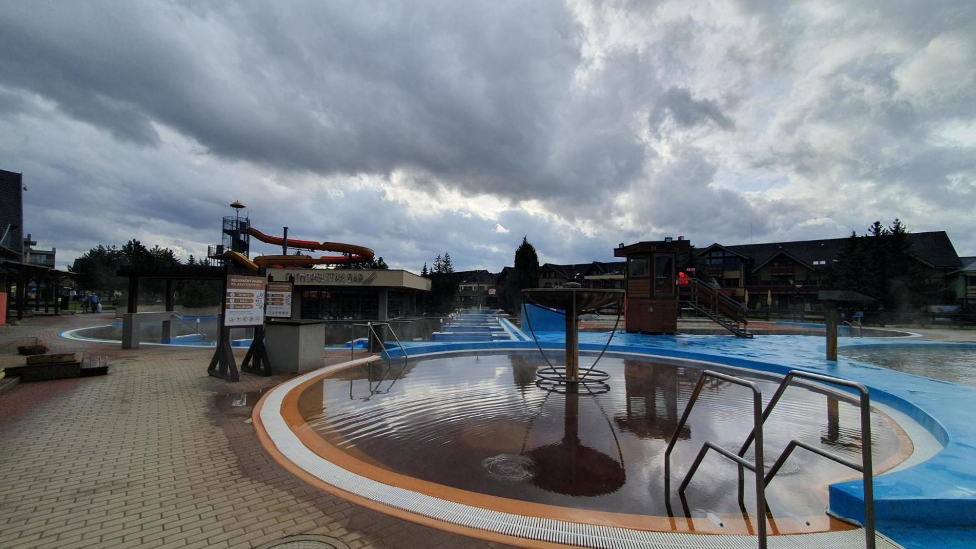 Apartman Aquapark - Hotel Bešeňová Екстериор снимка