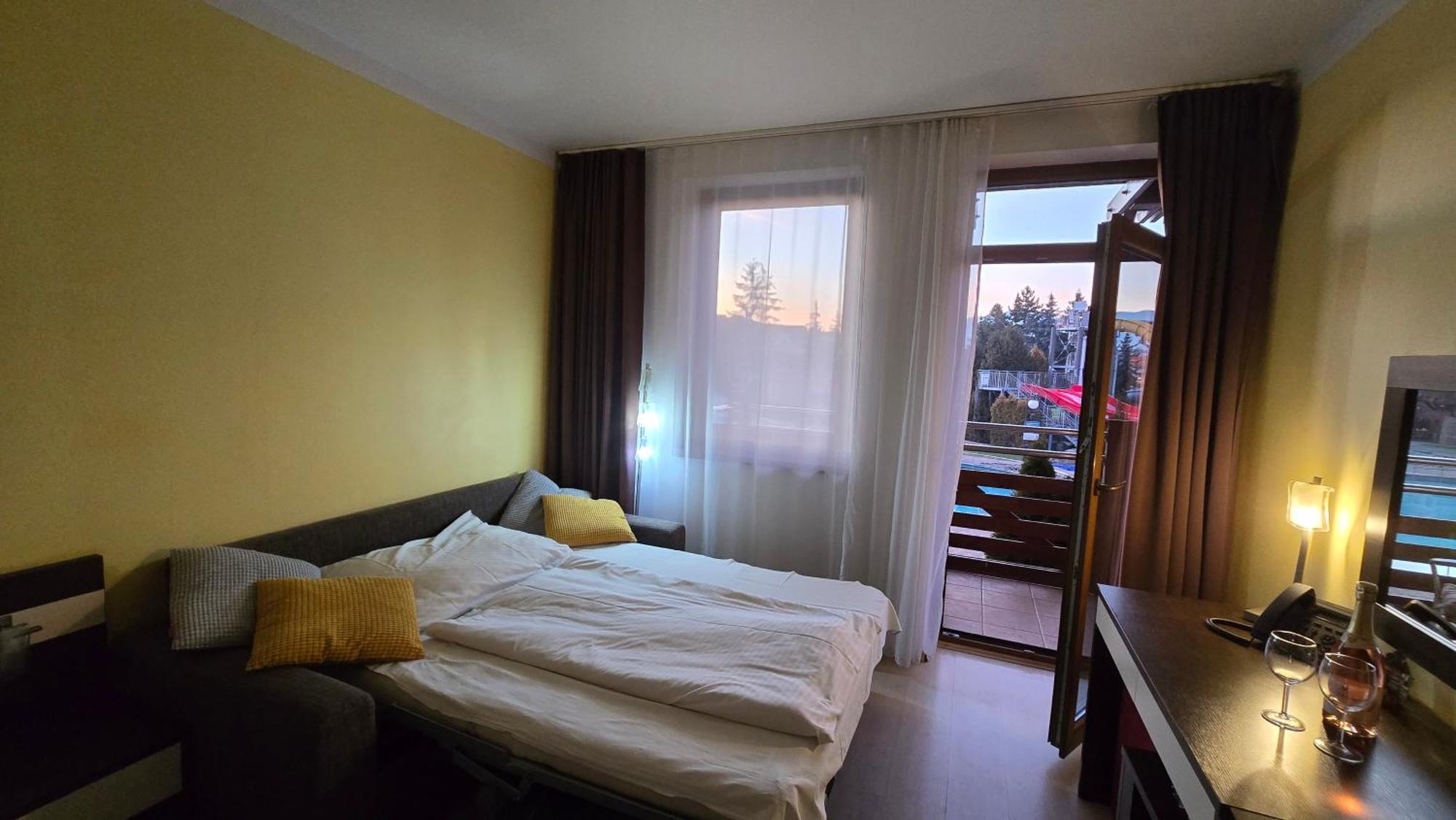 Apartman Aquapark - Hotel Bešeňová Екстериор снимка
