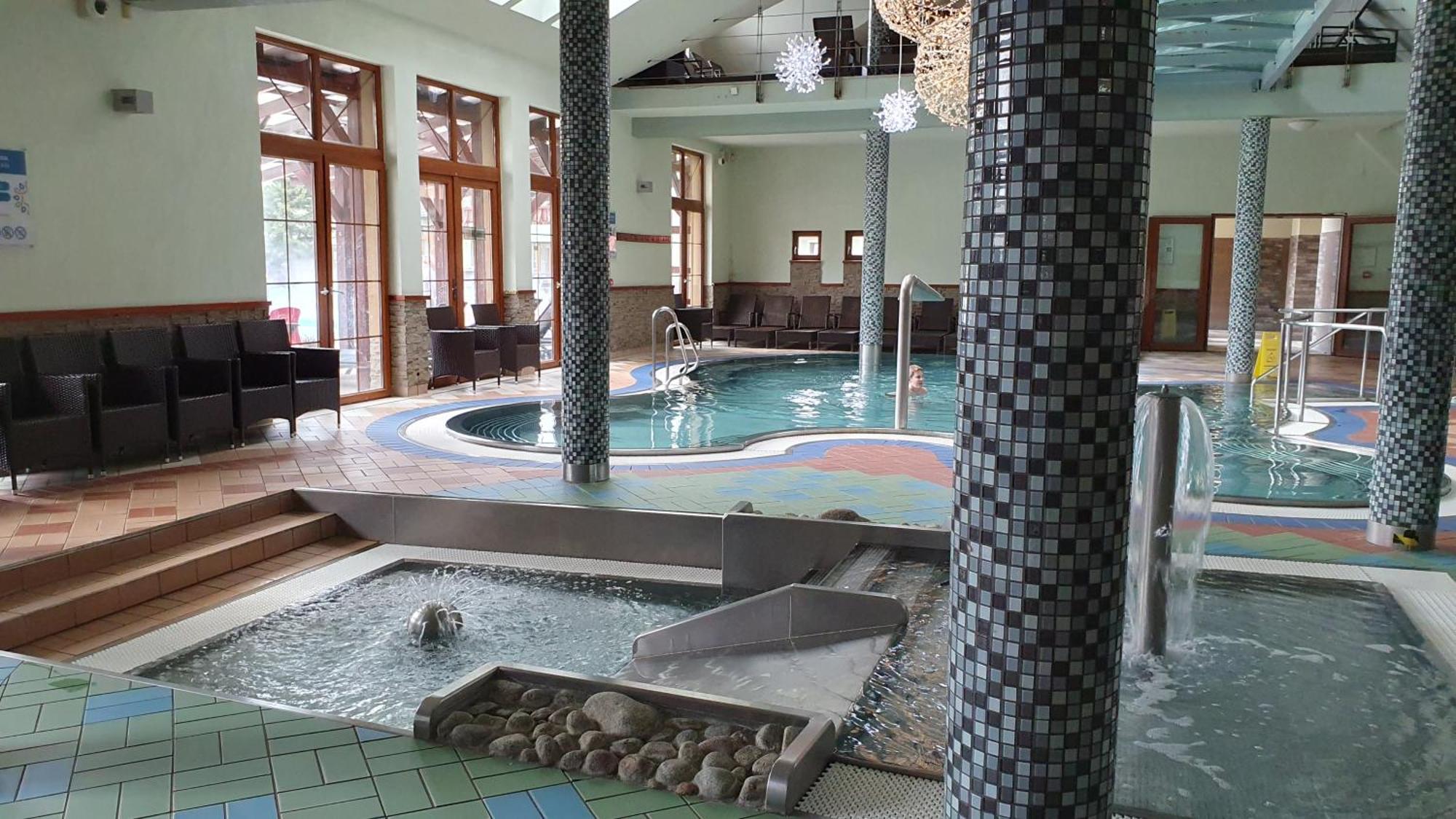 Apartman Aquapark - Hotel Bešeňová Екстериор снимка